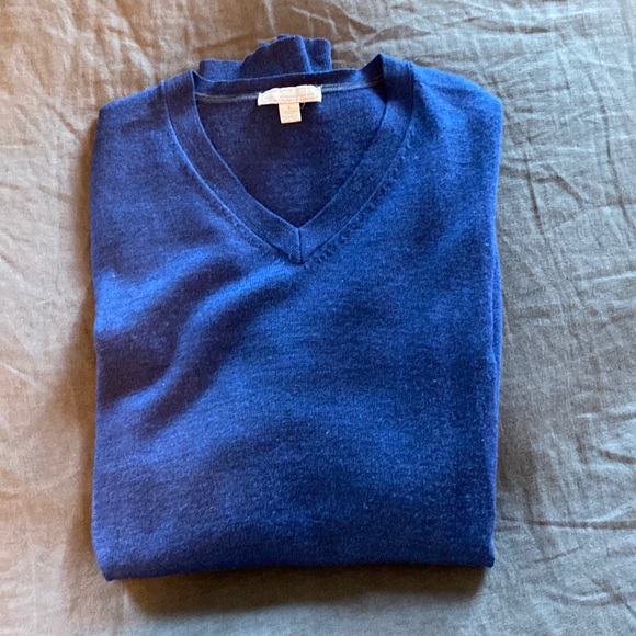 GAP Other - [Gap] Men’s V Sweater